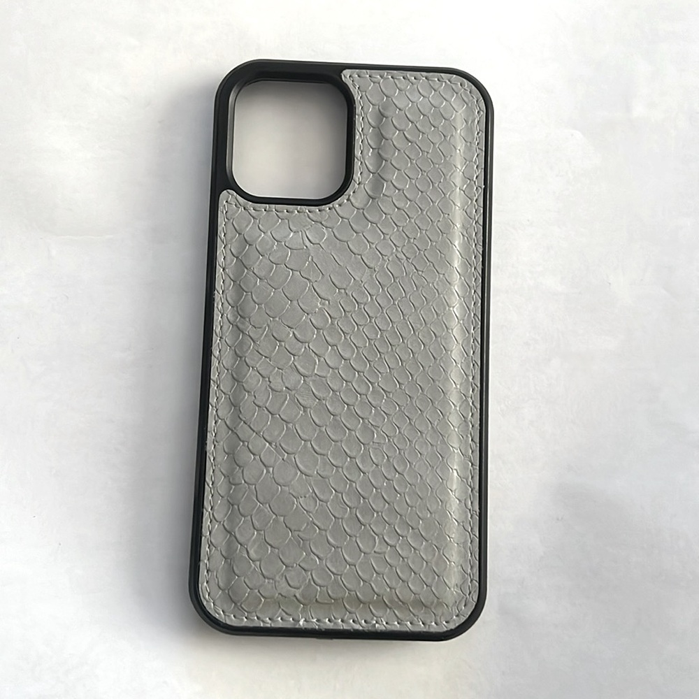 MAHALO iPhone Case Gray Snake skin pattern iPhone 12